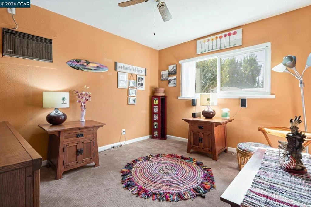 Photo of 2383 Mountain View Dr