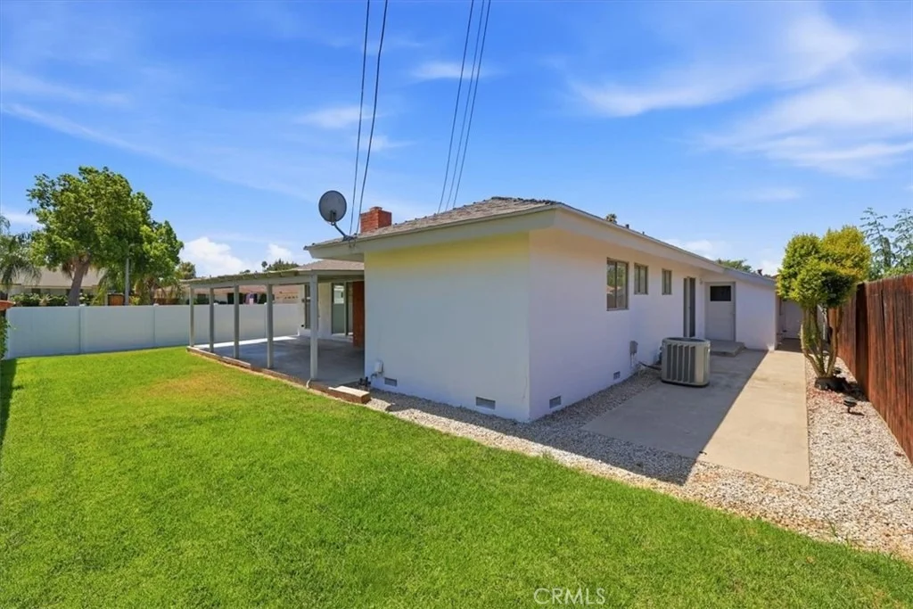 Photo of 4305 Salerno