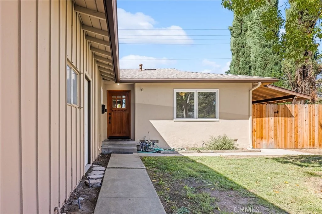 Photo of 5835 Tower Road
