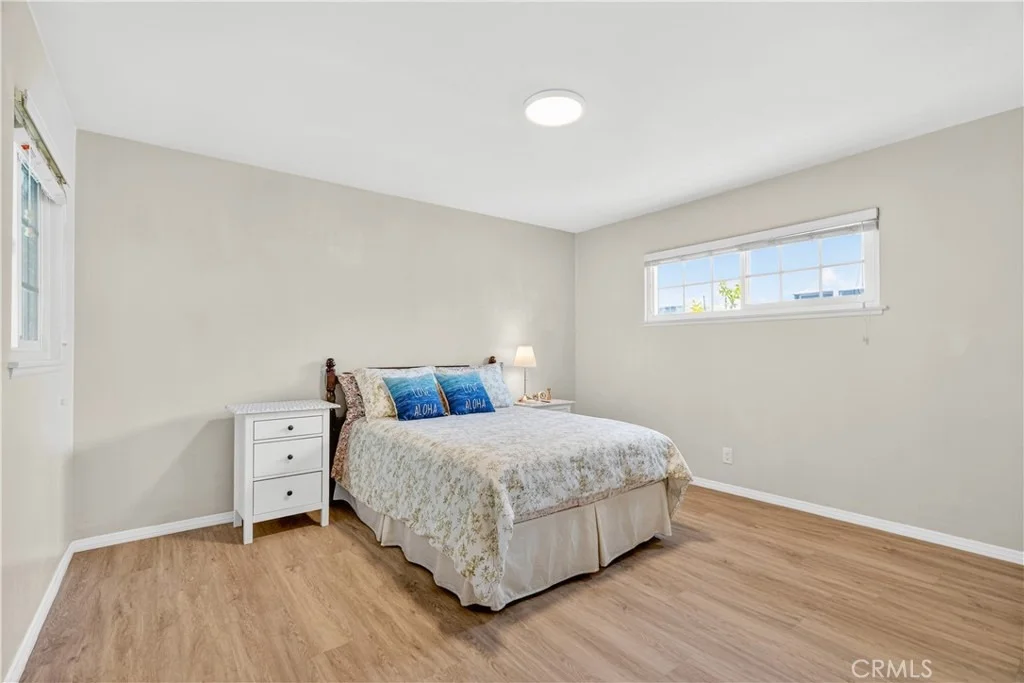Photo of 2056 W Random