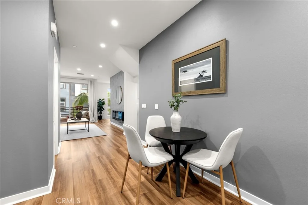 Photo of 210 Placemark