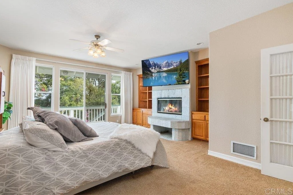 Photo of 4327 Hollyhill Road