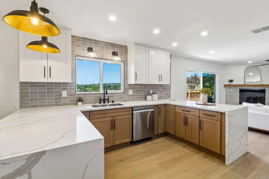 Photo of 221 Colina