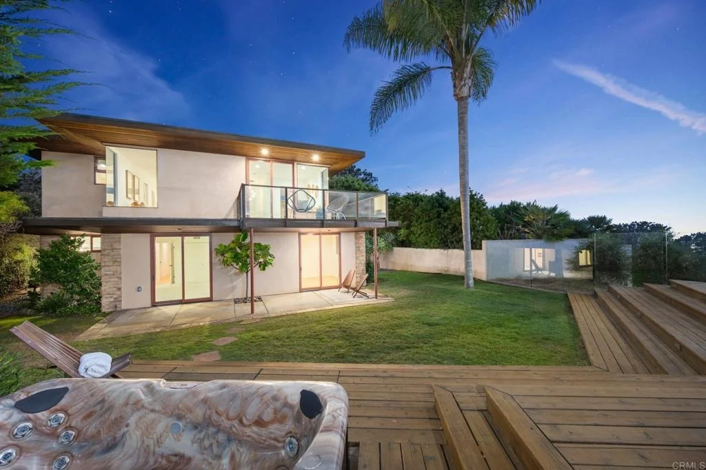 Photo of 280 Torrey Pines Terrace