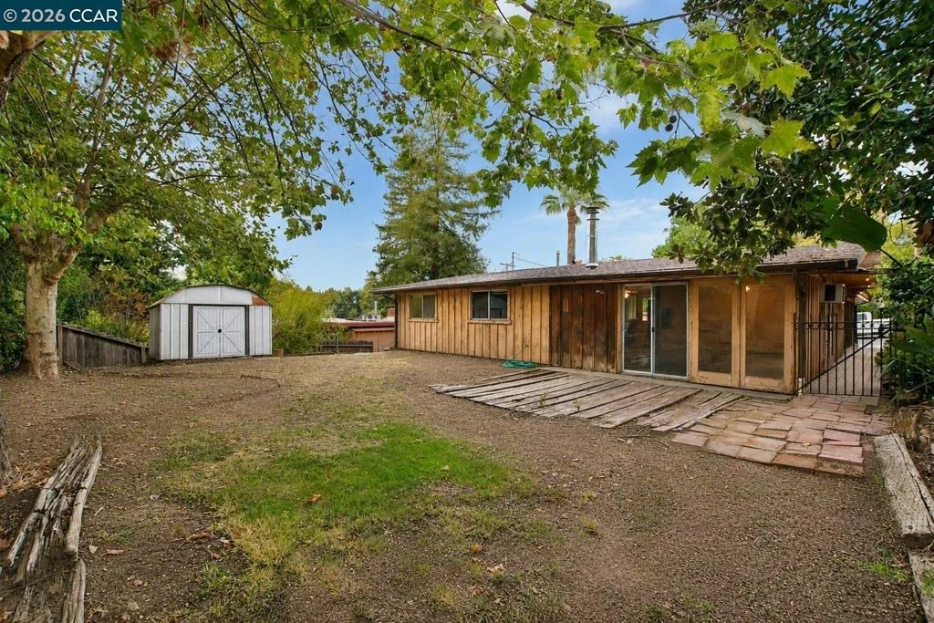 Photo of 3214 Pine St.