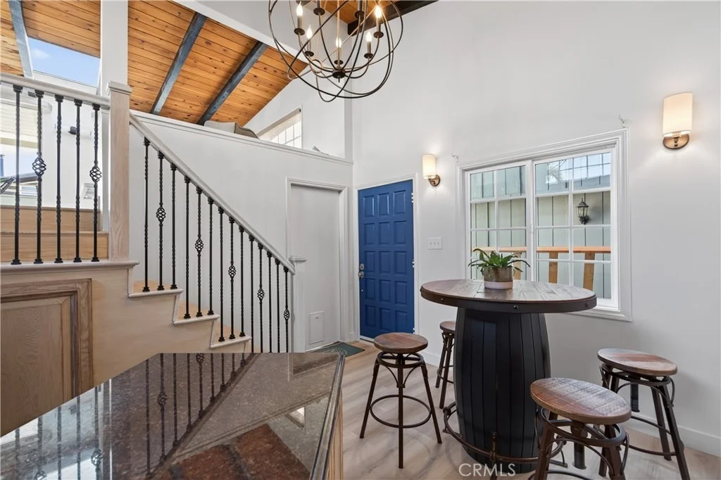 Photo of 317 Cahuenga