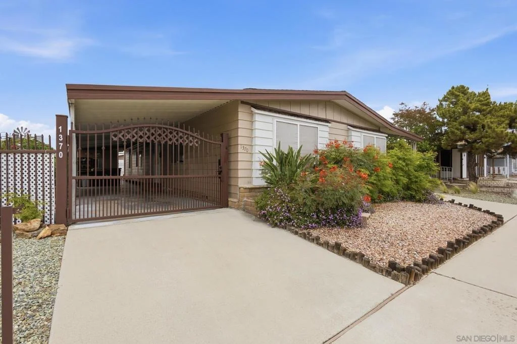 Photo of 1370 Cabrillo Drive