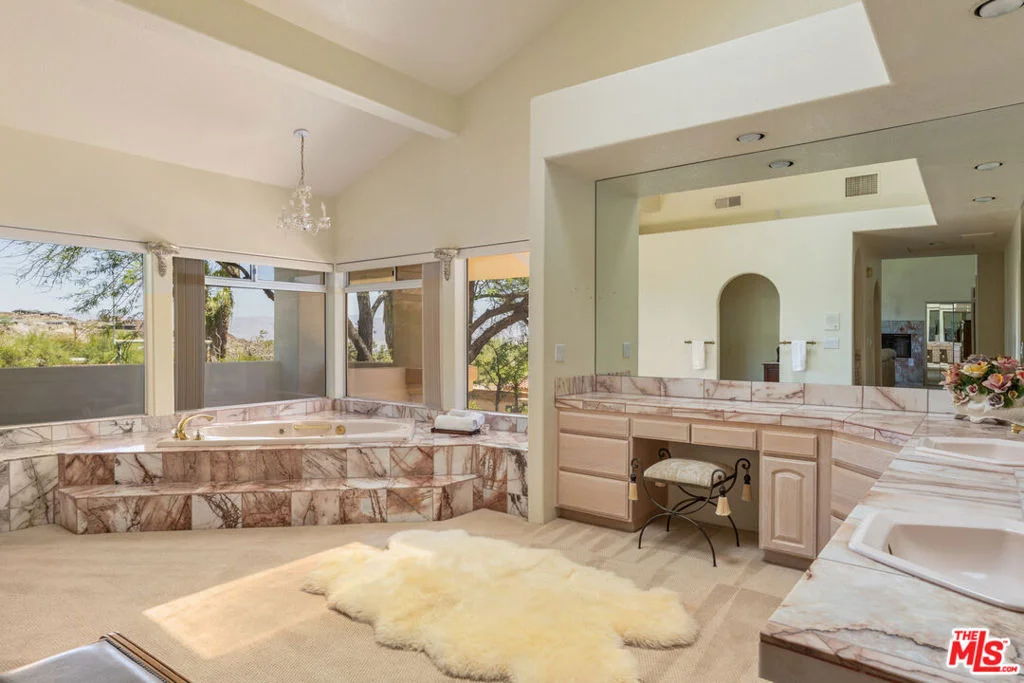 Photo of 71790 Jaguar Way