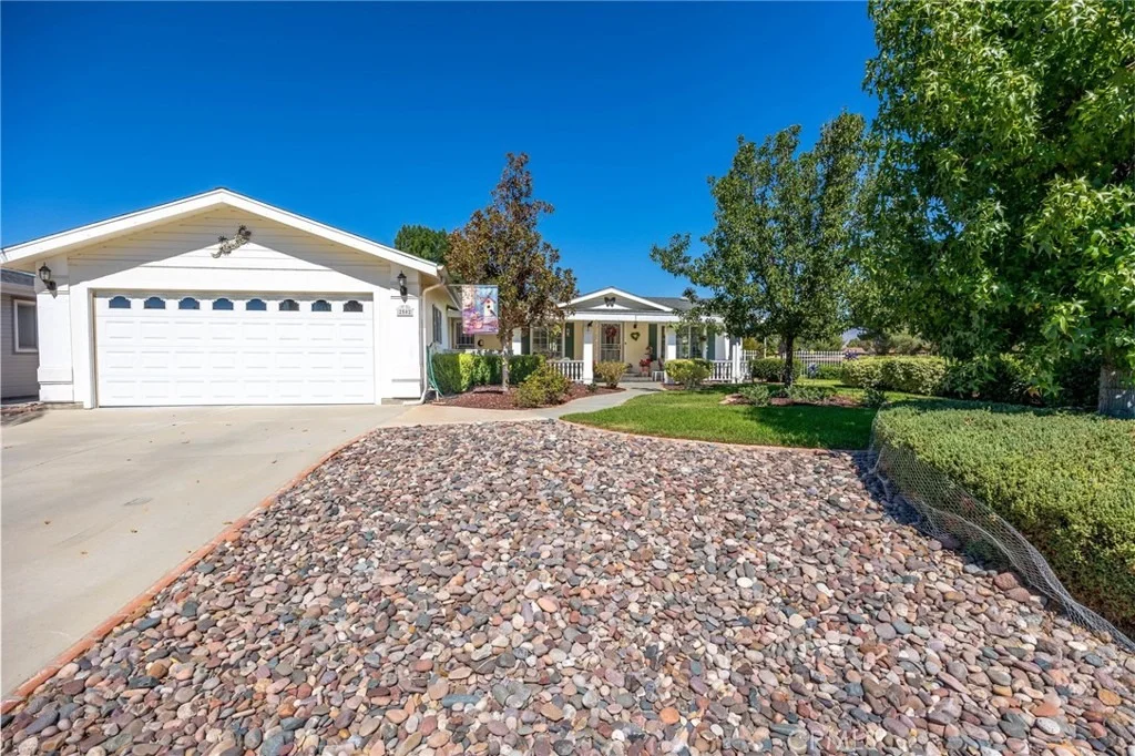 Photo of 2502 Peach Tree Street