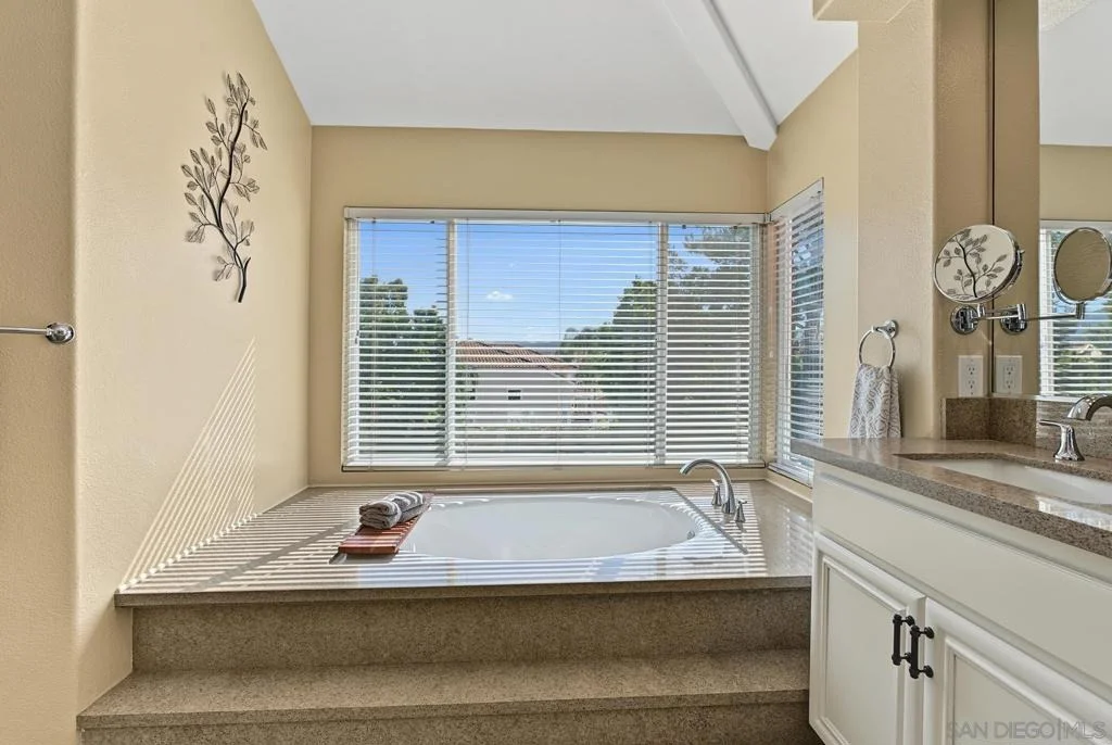 Photo of 45226 Camino Monzon