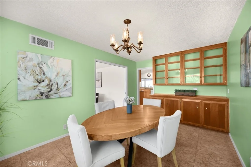 Photo of 1289 Wardman