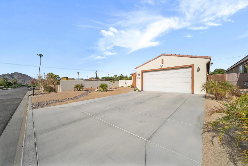 Photo of 52520 Avenida Herrera
