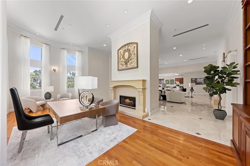 Photo of 689 Leyland Drive