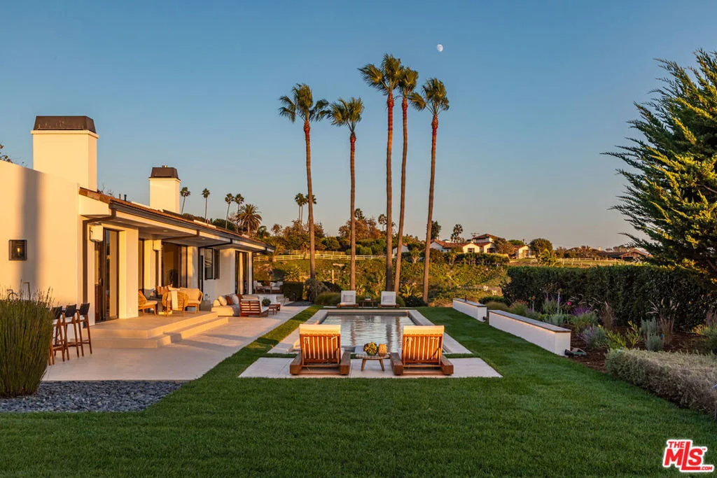 Photo of 6419 Merritt Drive