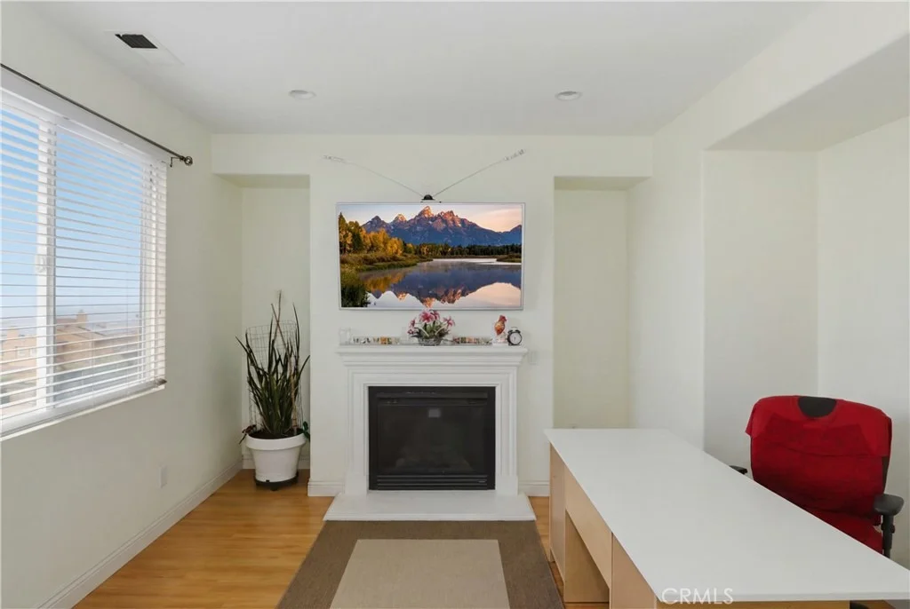 Photo of 15979 Skyridge