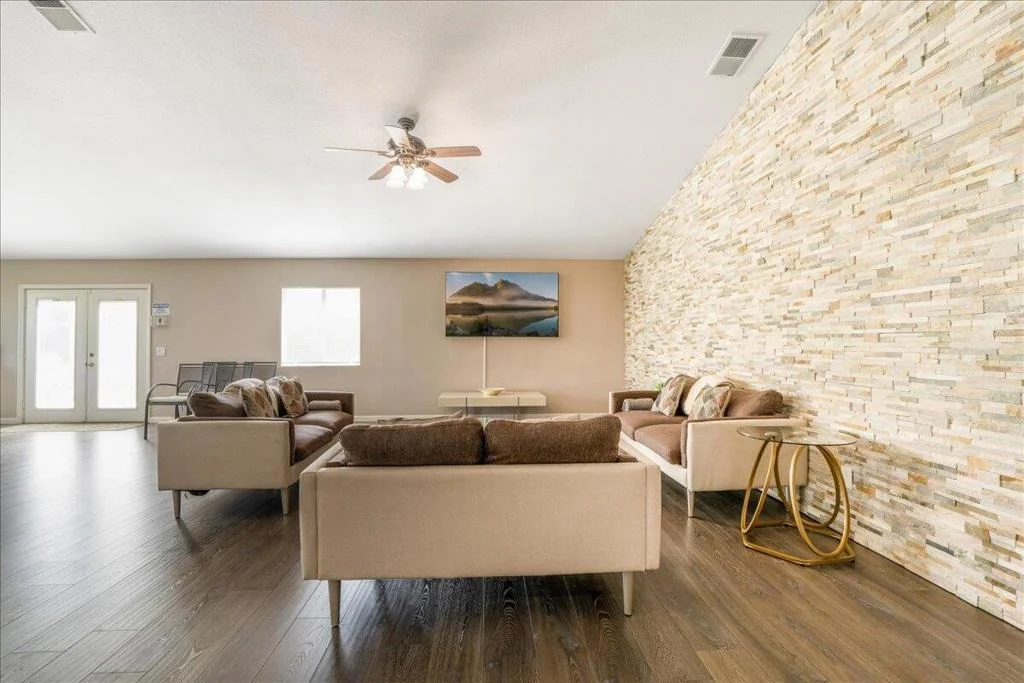 Photo of 41736 Moneaque Road