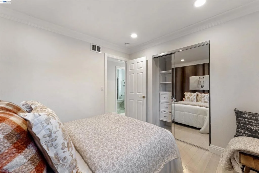 Photo of 111 Silver Cloud Place
