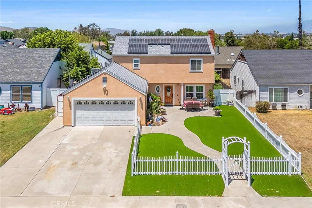 Photo of 1001 Oak Glen