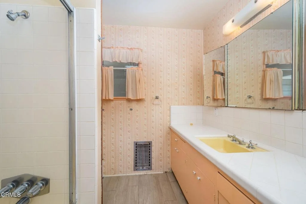 Photo of 1024 Harvey Drive