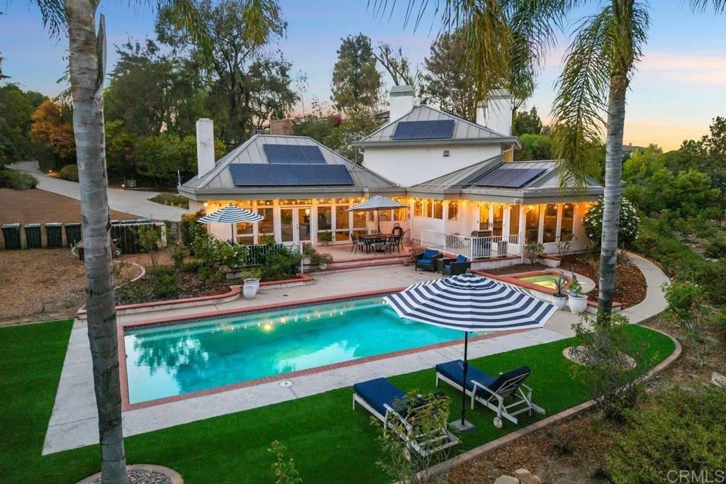 Photo of 5241 Alzeda Drive