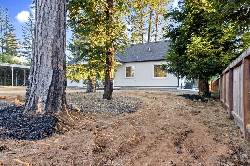Photo of 1677 Paradisewood Drive