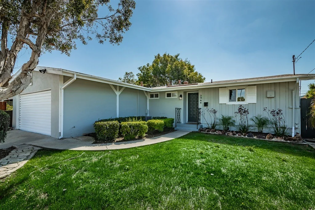 Photo of 2964 Cabrillo Mesa