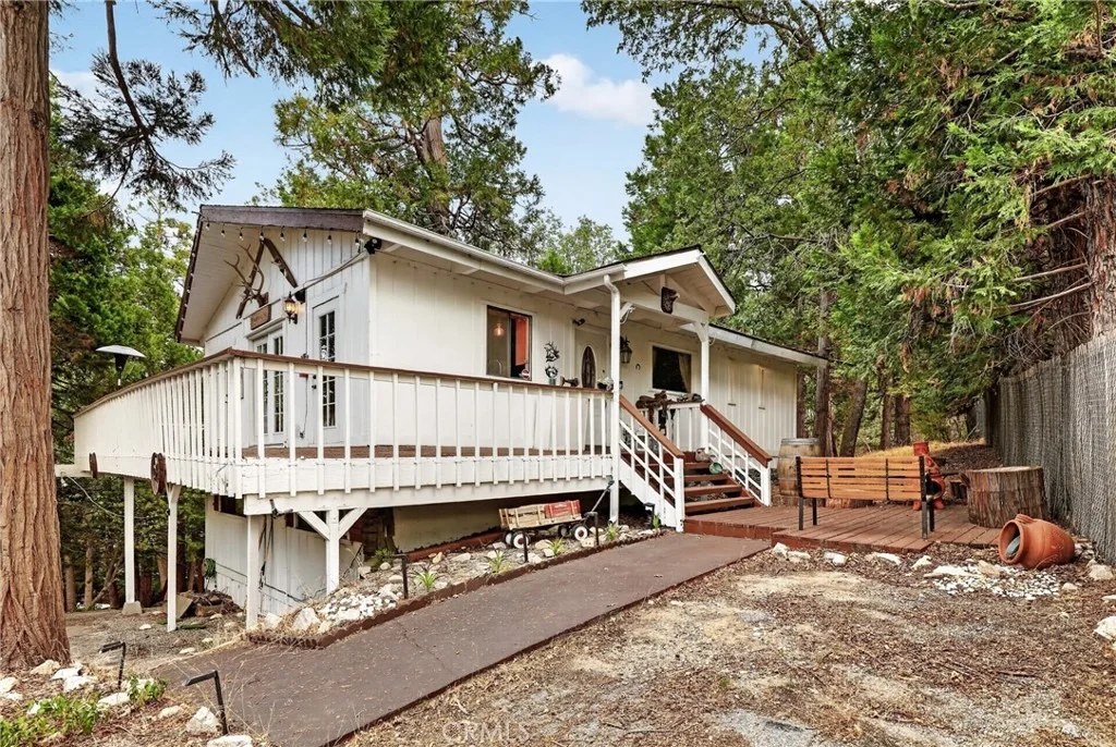 Photo of 28975 Alder Terrace