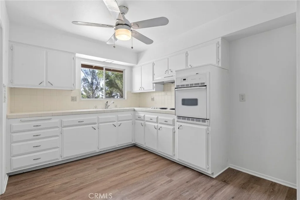 Photo of 28763 Bradley Road