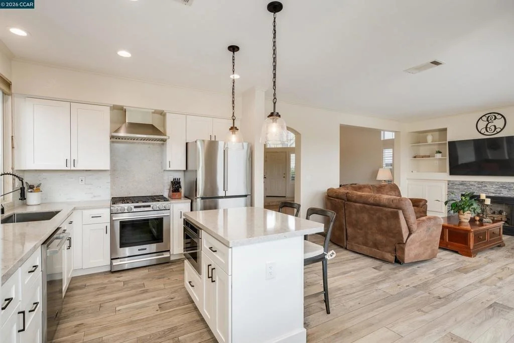 Photo of 1049 Feather Cir
