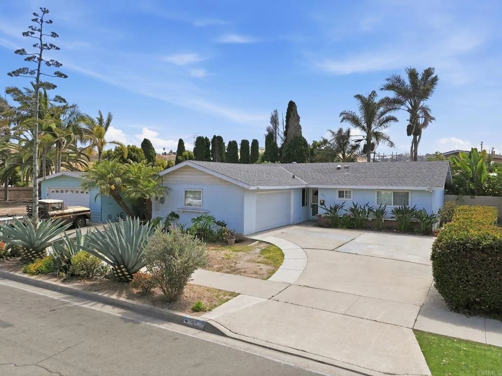 Photo of 127 Flamingo Drive