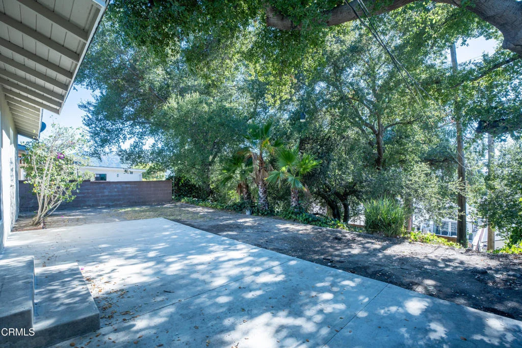 Photo of 9917 Cabanas Avenue