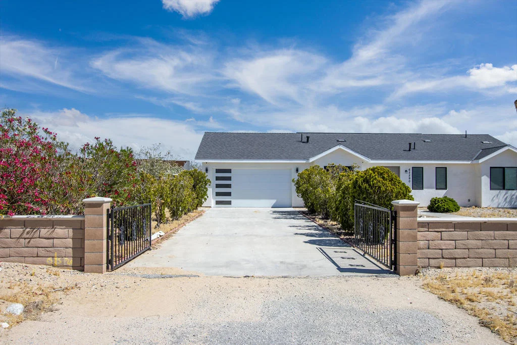 Photo of 62290 Crestview Drive