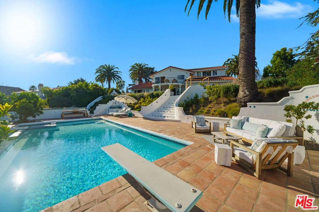 Photo of 6120 Cavalleri Road