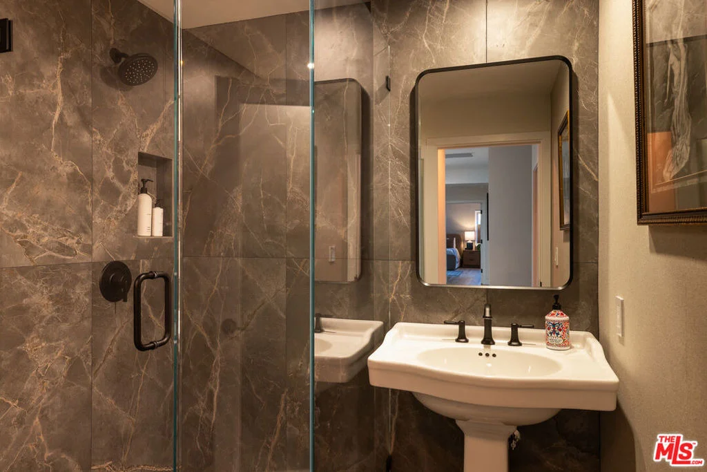 Photo of 109 Coronada Circle