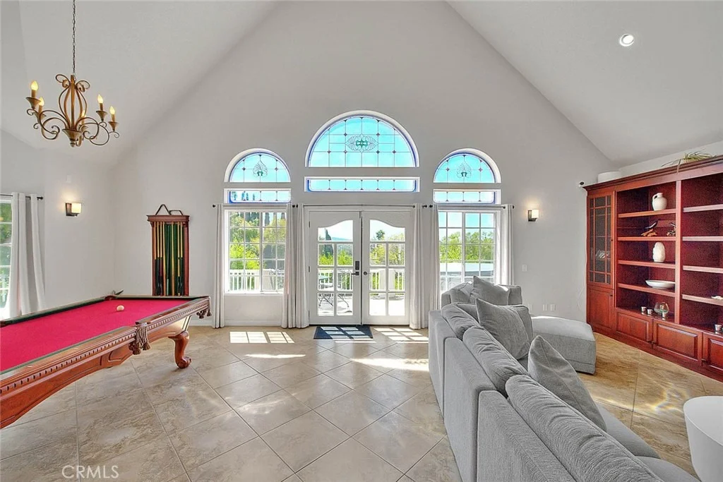 Photo of 750 Jericho