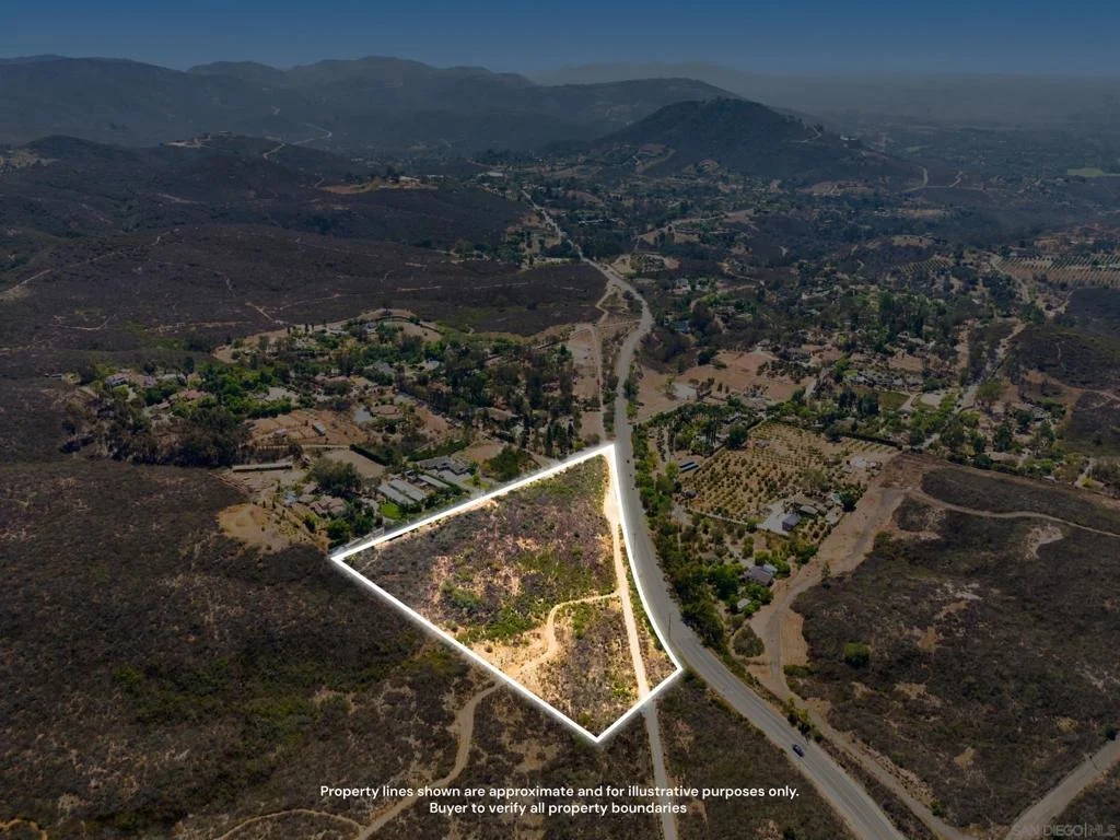 Photo of 20753 Elfin Forest Rd
