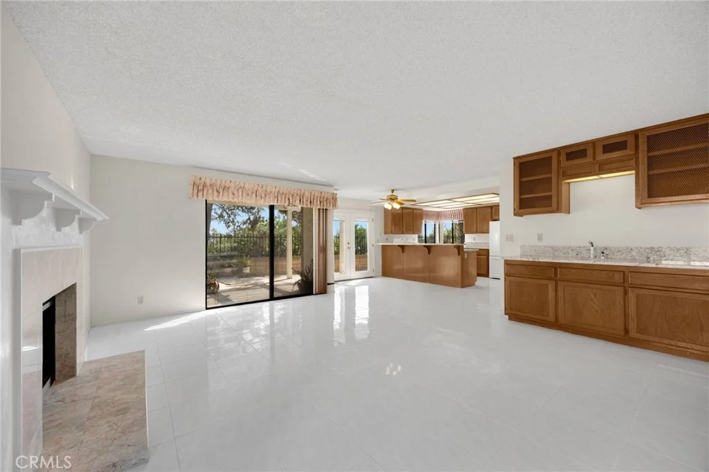 Photo of 404 Sand Canyon Way