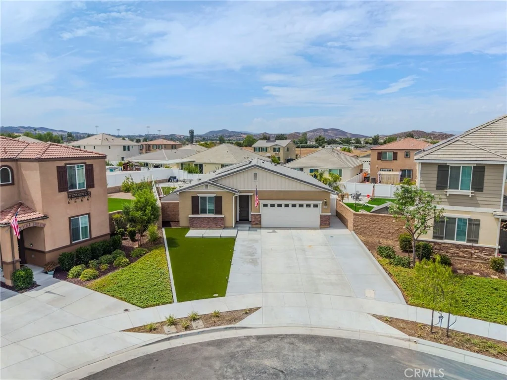 Photo of 31081 Skyview