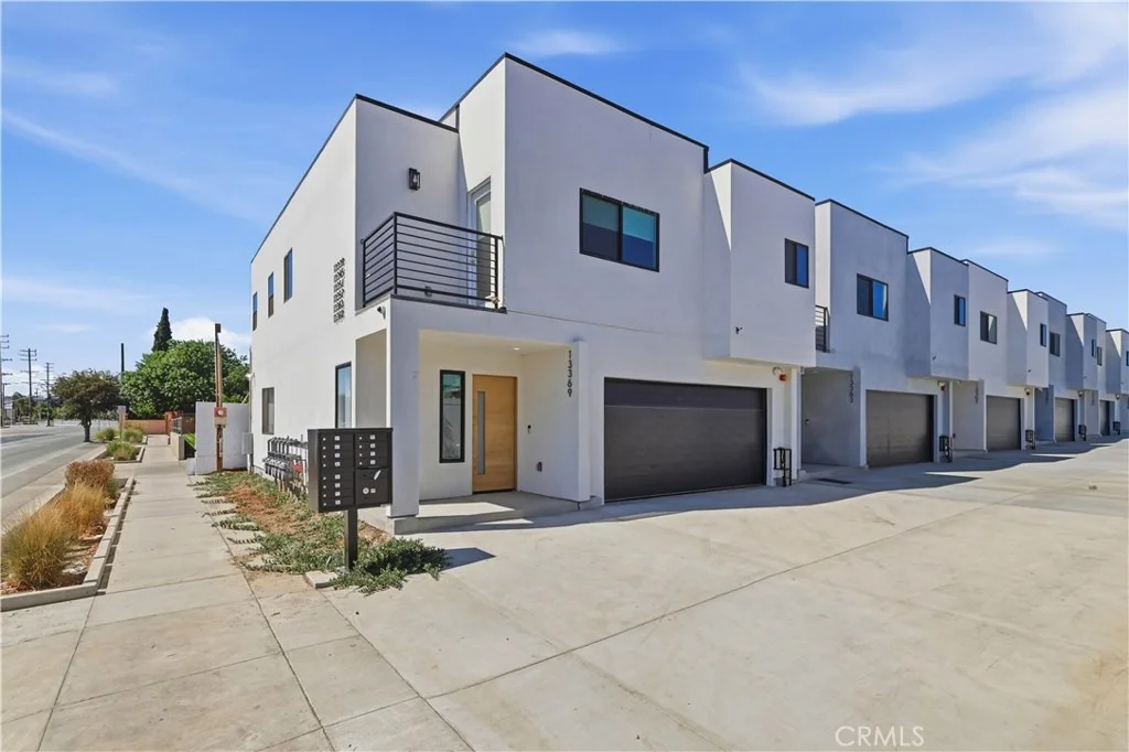 Photo of 13369 W Cellest Parkway