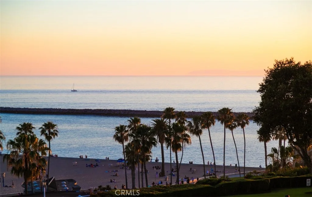 Photo of 2928 Ocean