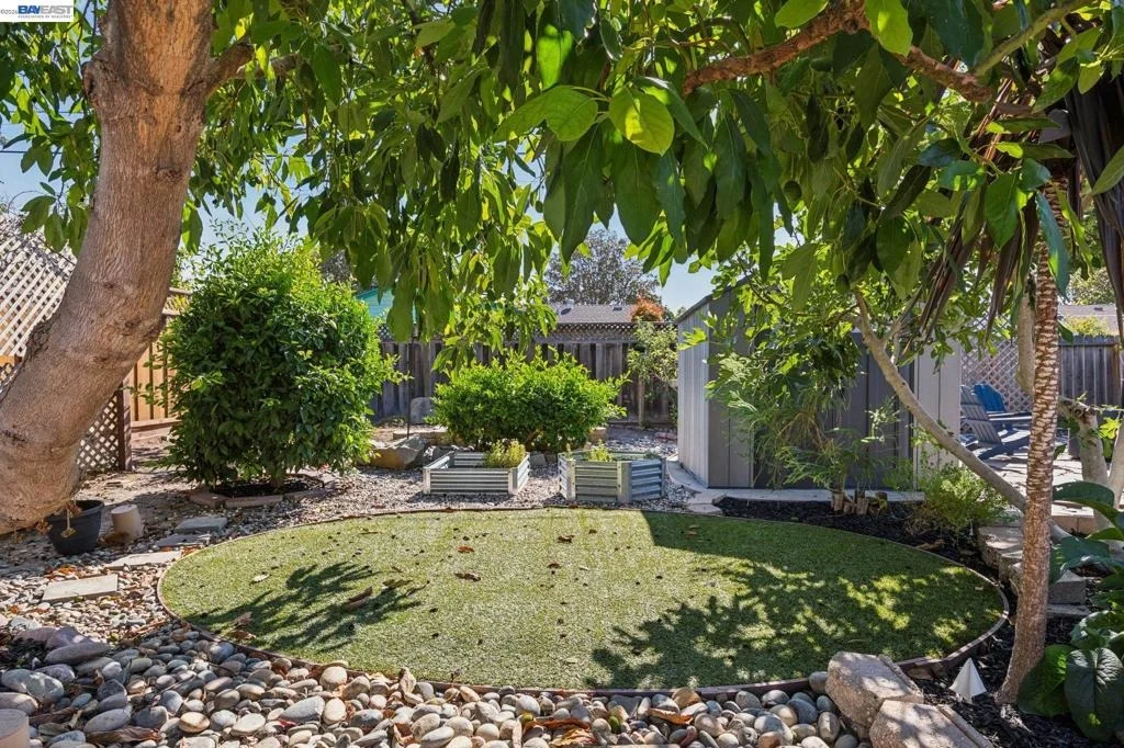 Photo of 734 Scott Blvd