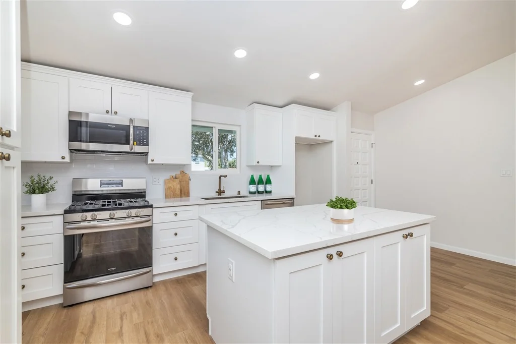 Photo of 2964 Cabrillo Mesa