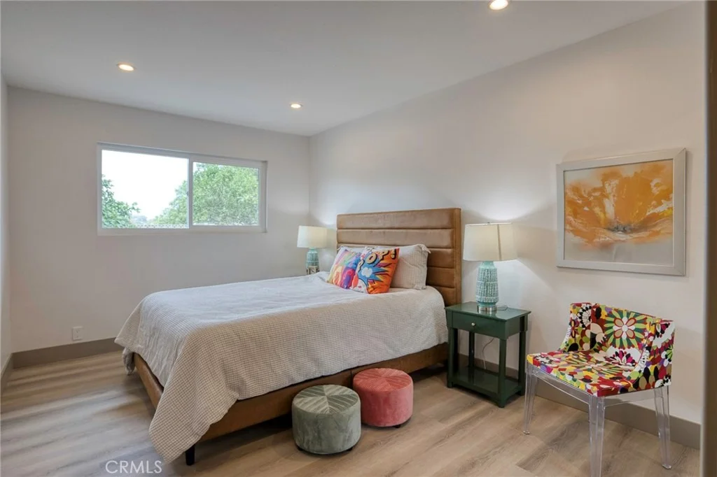 Photo of 25112 Northrup Drive