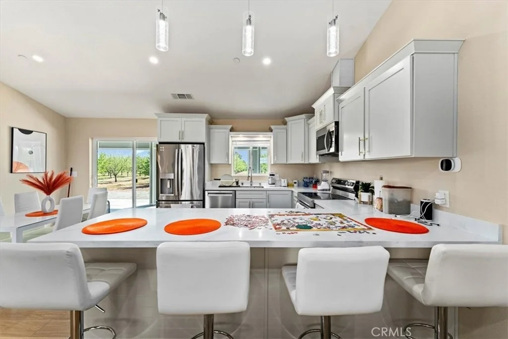 Photo of 24565 Foster Road