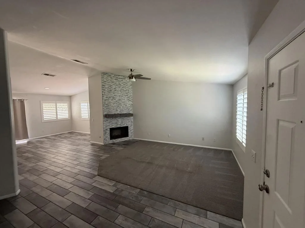 Photo of 45925 La Flor Lane