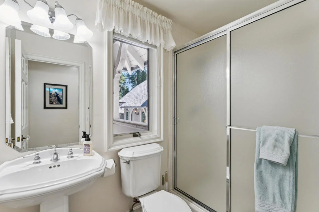 Photo of 391 Cedar Ridge Drive