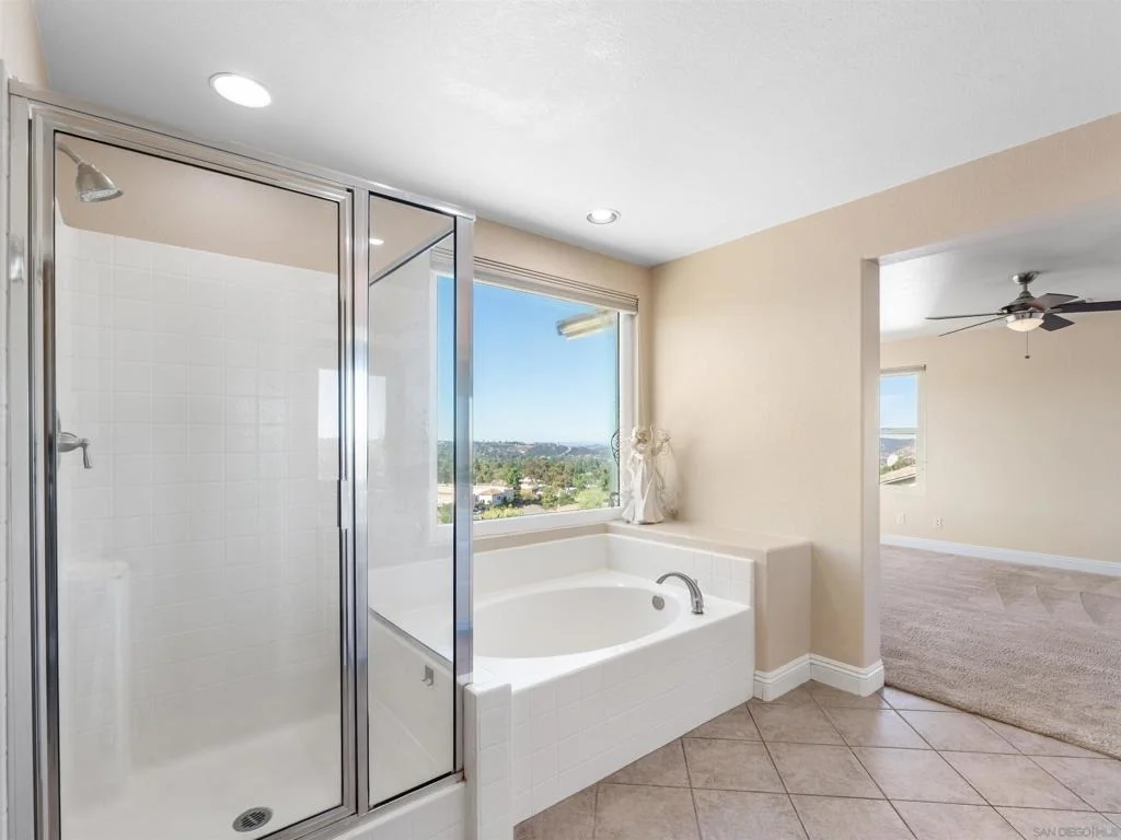 Photo of 2075 Boulders Road
