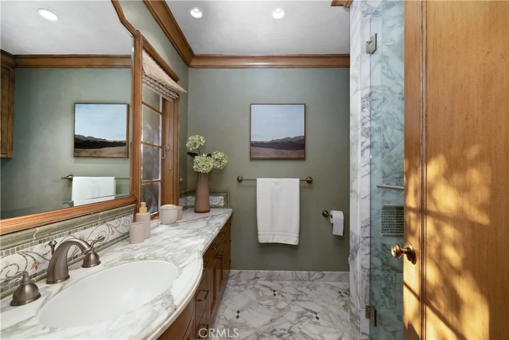 Photo of 340 Arbolada Drive