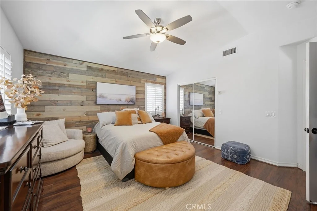 Photo of 12184 Knoll Crest