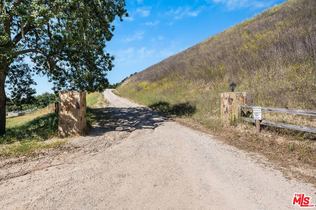 Photo of 3333 & 3349 Long Valley Road